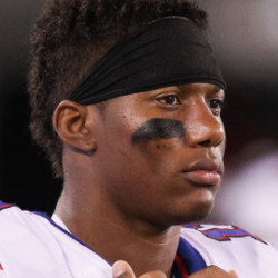 Zay Jones