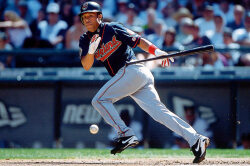 Skilzthrilzdollabilz Logo