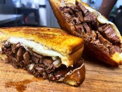 Brisket Melt Logo