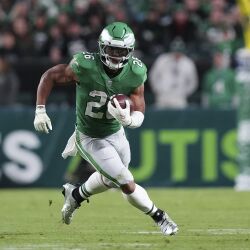 BARK AT THE MOON! Logo