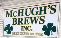 McHugh's Brews Logo
